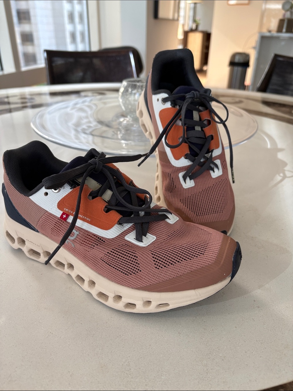 On Cloudstratus 2 Women’s Running Shoes Cork Fawn Size 8